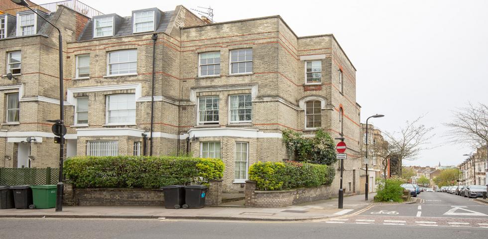 			2 Bedroom, 1 bath, 1 reception Flat			 West End Lane, West Hampstead